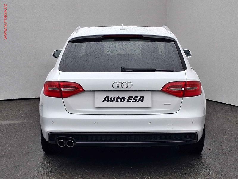 Audi A4 (2014) 2.0 TDi quattro, AT, TZ - fotka 5 z 18