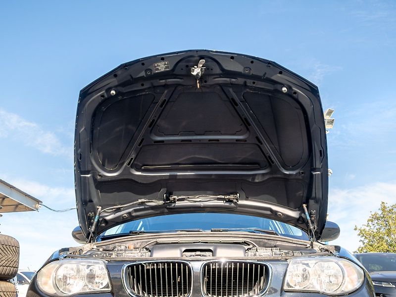 BMW Řada 1 (2010) 116i 90KW – 2x KOLA - fotka 40 z 43
