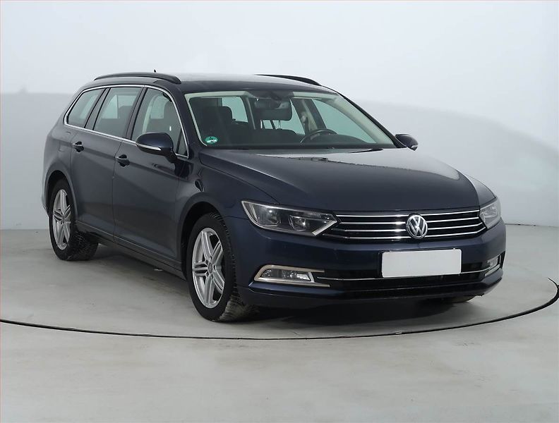 Volkswagen Passat (2017) 2.0 TDI, Automat, Serv.kniha - fotografie inzerátu