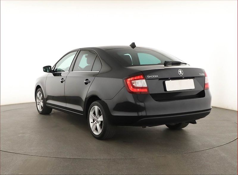 Škoda Rapid (2019) Style Plus 1.0 TSI, Serv.kniha - fotka 4 z 17