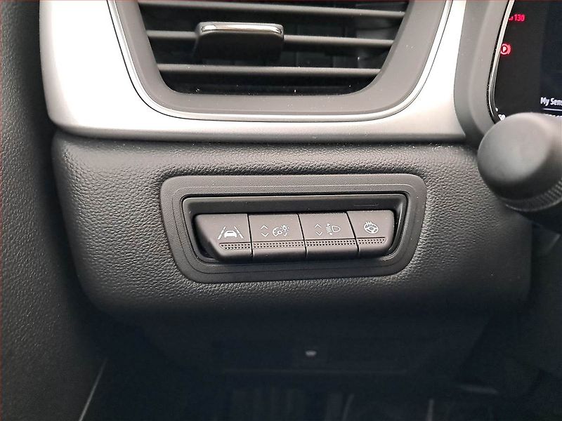 Renault Captur (2023) Techno 1.3 TCe MHEV - fotka 20 z 20