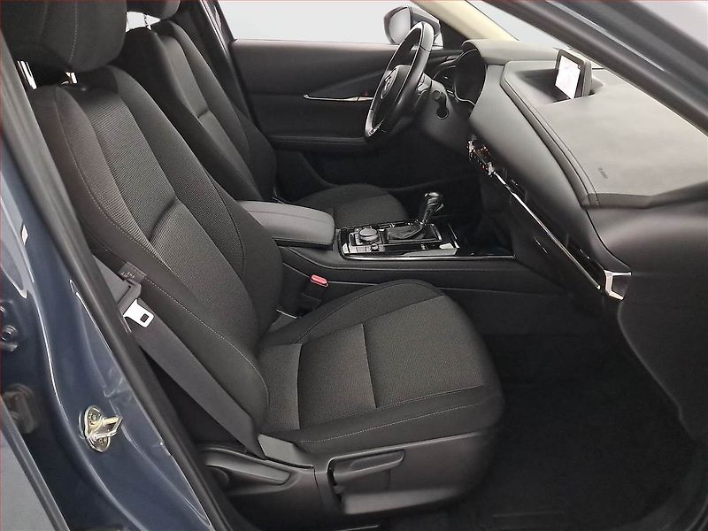 Mazda CX-30 (2022) Skyactiv-X 2.0 - fotka 9 z 22