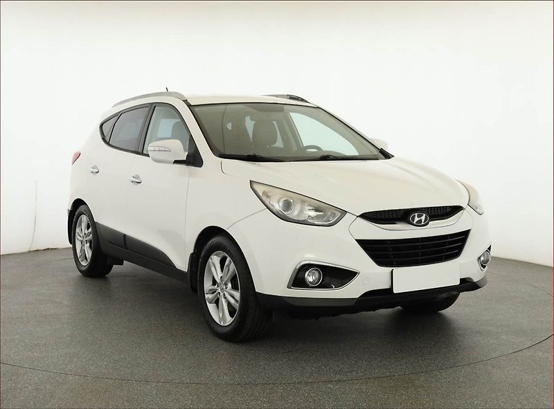 Hyundai ix35 (2012) 2.0 CRDi, 4X4, Tempomat - fotografie inzerátu