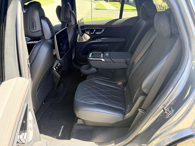 Mercedes-Benz EQS 450 AMG  - fotka 55 z 64