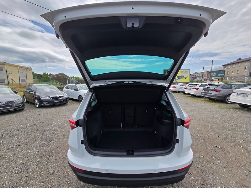 Škoda Karoq (2022) 2.0 TDi 85KW DSG Style - fotka 16 z 25