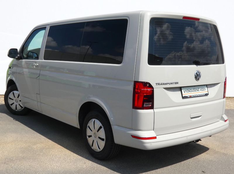 Volkswagen Transporter 2.0 TDI 110KW 8-MÍST - fotka 13 z 27