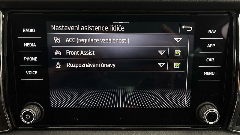 Škoda Kodiaq 2.0 TDI DSG 4x4 Style - fotka 26 z 30
