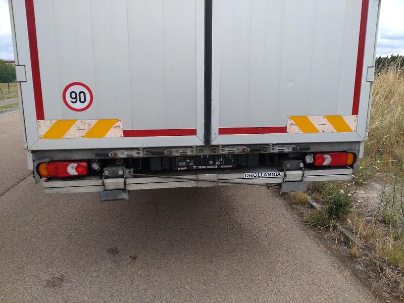 Iveco Eurocargo (2021) 120E28- 19EP- Čelo- 2 Lůžka - fotka 8 z 28