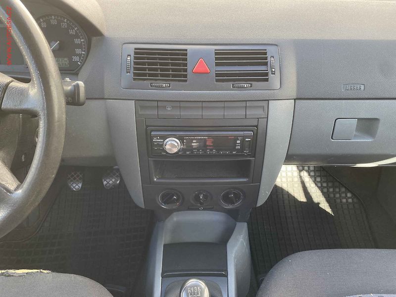 Škoda Fabia (2003) 1.2HTP, ČR, TZ - fotka 12 z 16