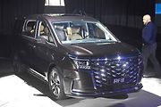 MPV pro 7 osob RF8.