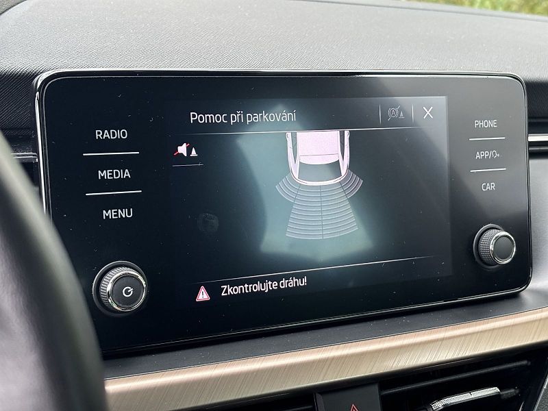 Škoda Scala (2023) 1.5 TSI Style - fotka 12 z 30