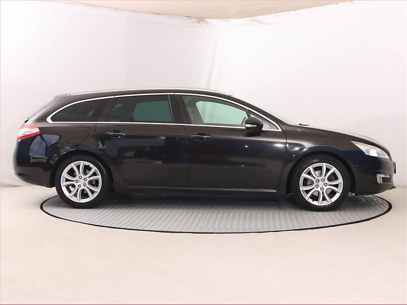 Peugeot 508 (2013) 2.0 HDi, Automat, Serv.kniha - fotka 6 z 22