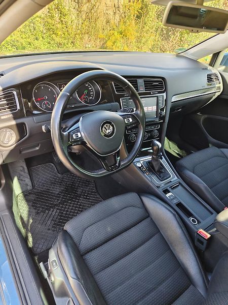 Volkswagen Golf Variant (2013) - fotka 13 z 39
