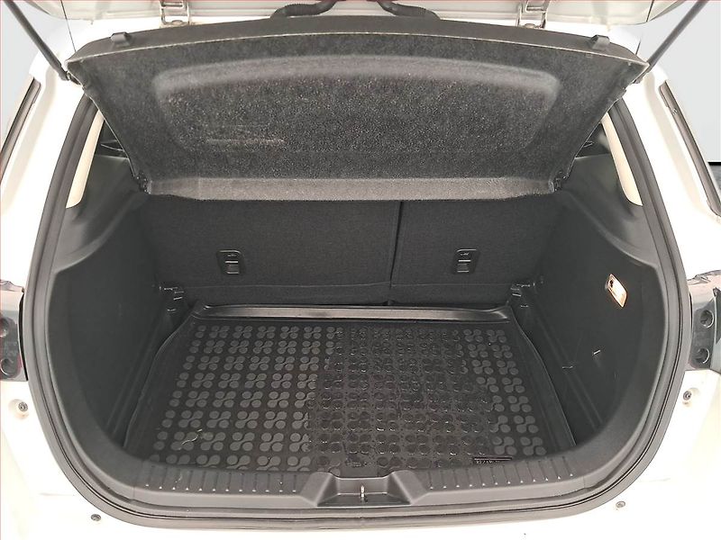 Mazda CX-3 (2017) 2.0 Skyactiv-G, 4X4, Automat - fotka 13 z 17