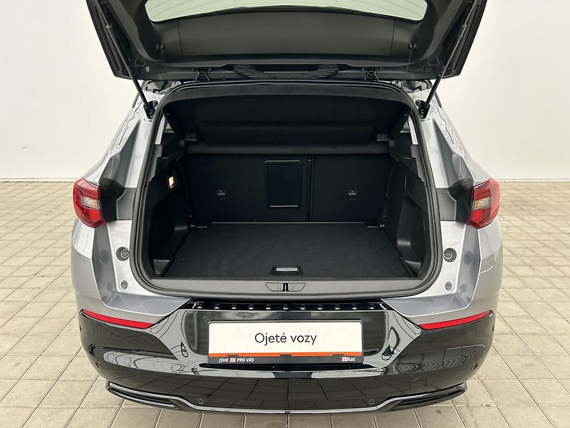 Opel Grandland 1.5 CDTi GS - fotka 12 z 30