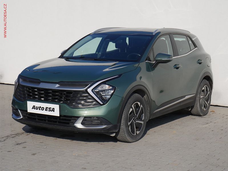 Kia Sportage (2022) 1.6 T-GDi, ČR, Exclusive, - fotka 3 z 18