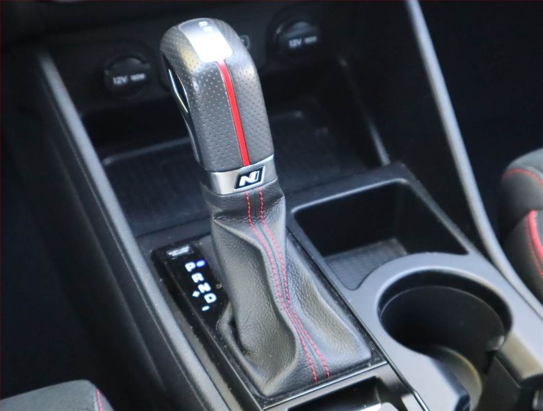 Hyundai Tucson (2020) N-Line 1.6 T-GDI - fotka 12 z 17