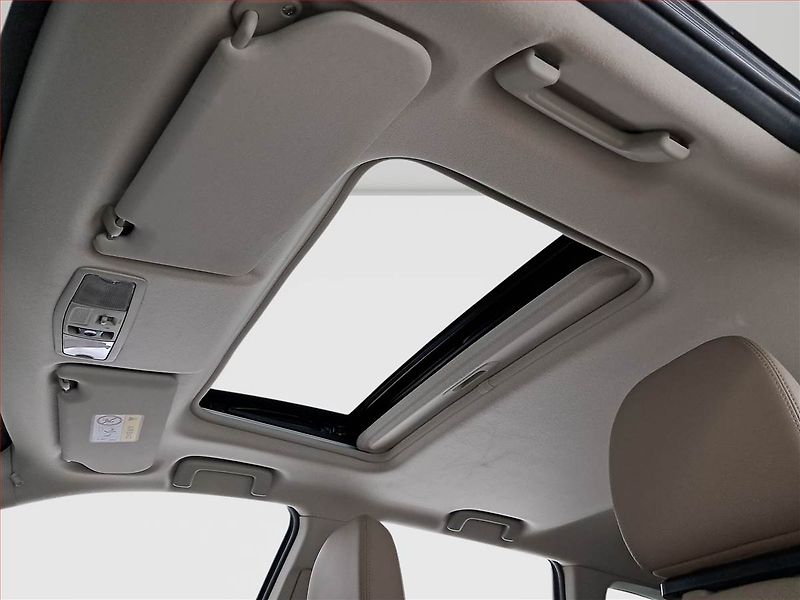 Mitsubishi Outlander (2015) 2.2 DI-D, 4X4, 7 míst, ČR - fotka 23 z 25