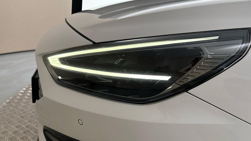 Hyundai i30 1.0 T-GDI Smart Kombi - fotka 18 z 23