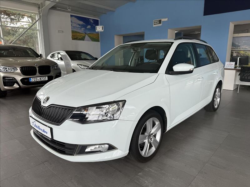 Škoda Fabia 1,2   TSI 66kW,SERVISKA - fotka 3 z 24
