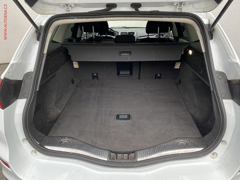 Ford Mondeo (2017) 2.0 TDCI, ČR, AT, navi, LED - fotka 7 z 17