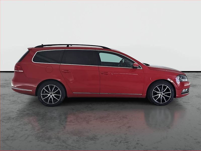 Volkswagen Passat (2014) 2.0 TDI, Navi, Tempomat - fotka 6 z 16