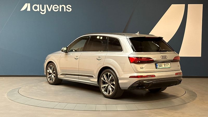 Audi Q7 3.0 55 TFSI quattro tiptronic - fotka 3 z 21