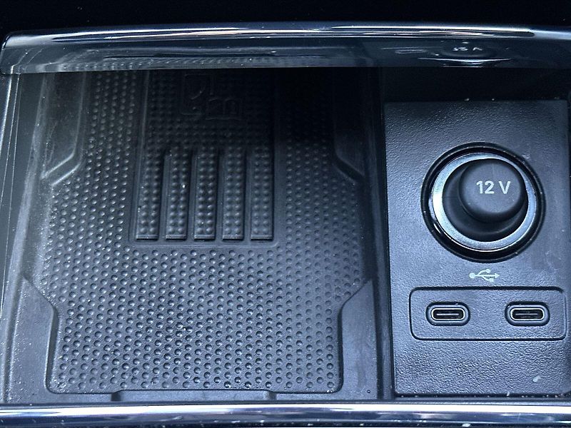 Škoda Karoq (2024) 2.0 TSI 4x4 DSG Sportline - fotka 23 z 33