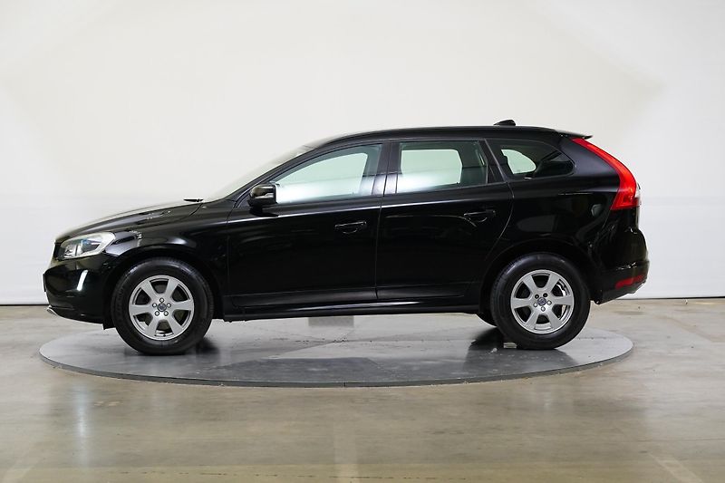 Volvo XC60 - fotka 3 z 27
