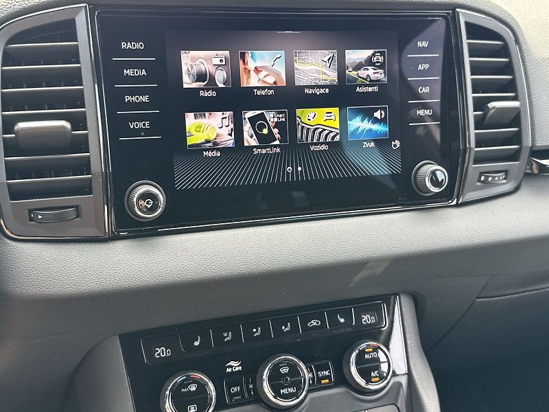 Škoda Karoq (2025) 2.0 TDI 4x4 DSG Sportline - fotka 21 z 36