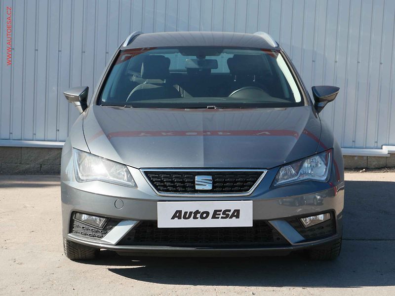 Seat Leon (2017) 1.6 TDi, Style, navi - fotka 2 z 20