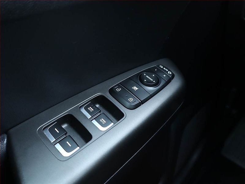 Kia Sportage (2021) 1.6 CRDi - fotka 18 z 18