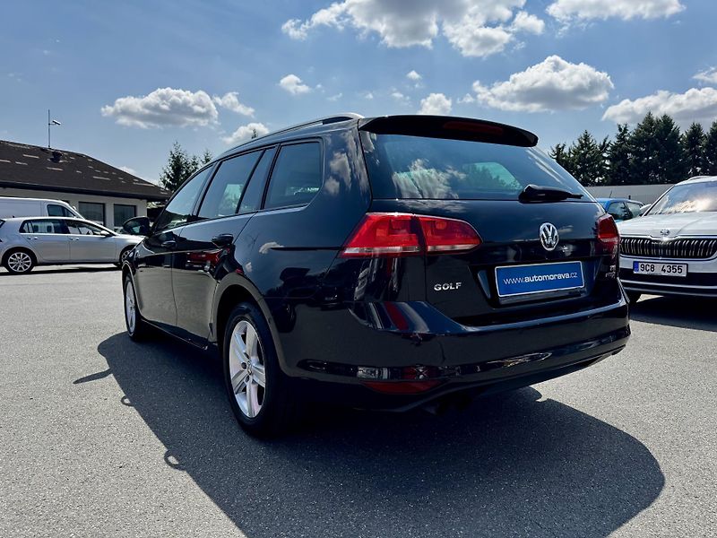 Volkswagen Golf (2013) Variant 1.4 TSI 90 KW  - fotka 6 z 23