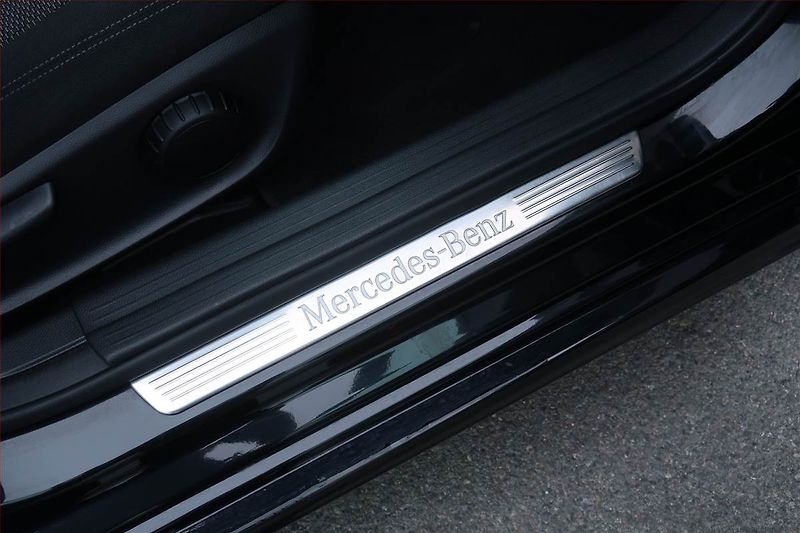 Mercedes-Benz Třídy A (2017) A 200 d, Automat, Navi - fotka 23 z 23