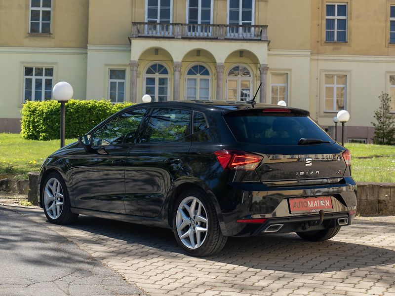Seat Ibiza FR TSI DSG Panorama Kamera LED - fotka 3 z 35