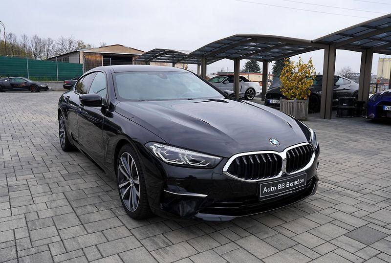 BMW Řada 8 840i Gran Coupe/Led/340 PS - fotka 8 z 49