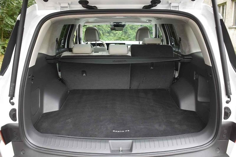 Nové Hyundai Santa Fe je snadno rozpoznatelné auto