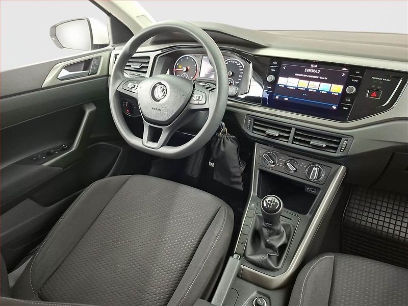 Volkswagen Polo (2018) 1.0 TSI, Park. senzory - fotka 7 z 18