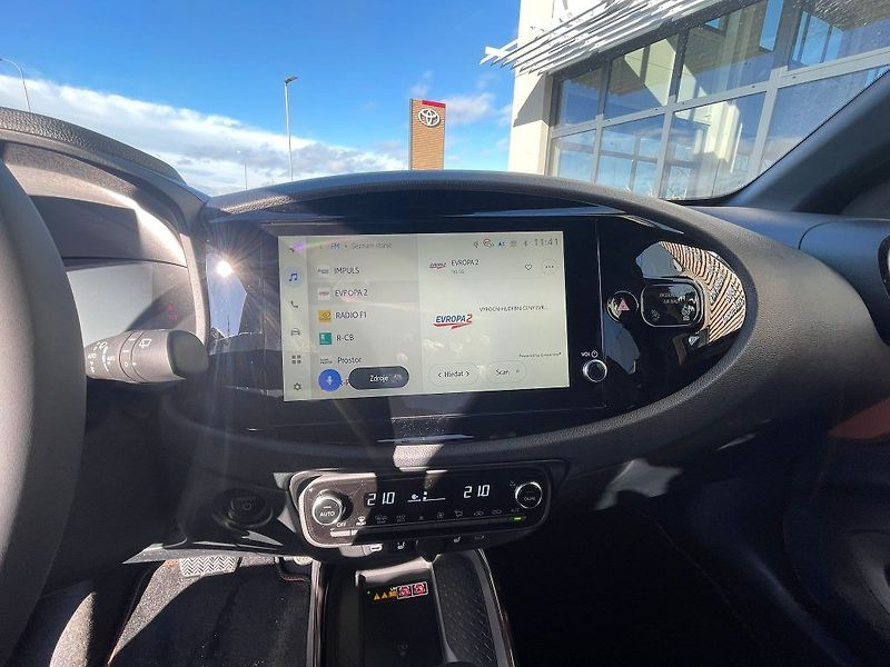Toyota Aygo 1.5L HEV CVT - fotka 15 z 28