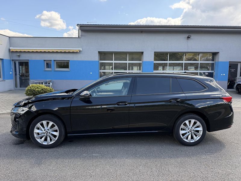 Škoda Superb Kombi 1,5i hybrid auto. závěs - fotka 6 z 19