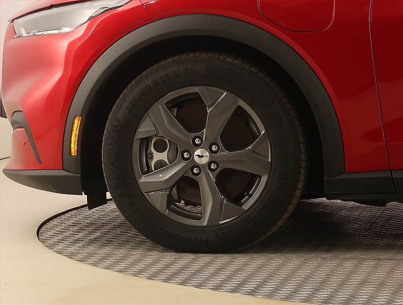 Ford Mustang Mach-E (2022) Standard Range RWD, SoH 93% - fotka 15 z 26