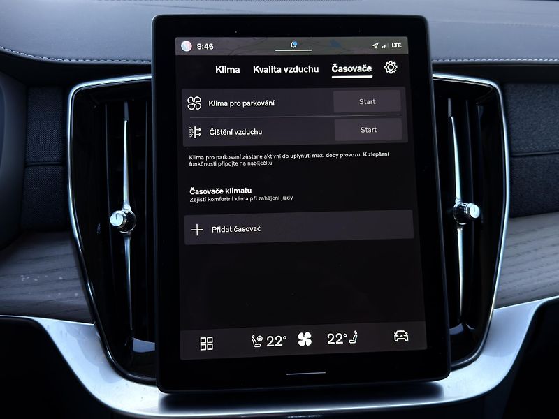 Volvo XC90 T8 AWD RECH. PLUS DARK+ kola - fotka 47 z 51