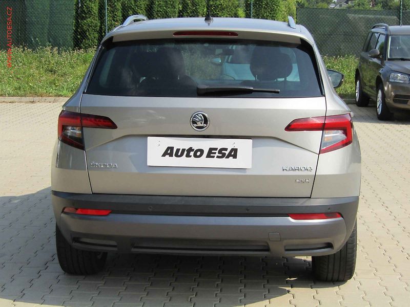 Škoda Karoq (2018) 2.0TDi 4x4, ČR, Style, DSG - fotka 5 z 14