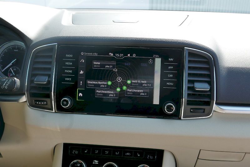 Škoda Karoq (2020) 1.5 TSI 110KW 6°MP Style - fotka 21 z 30