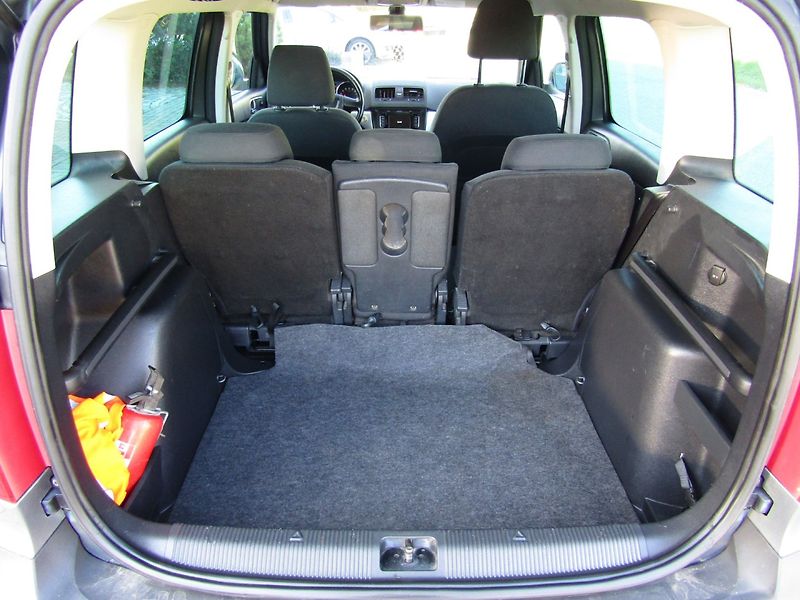 Škoda Yeti (2011) 1.6 TDI  77kW NOVÁ SPOJKA - fotka 22 z 37