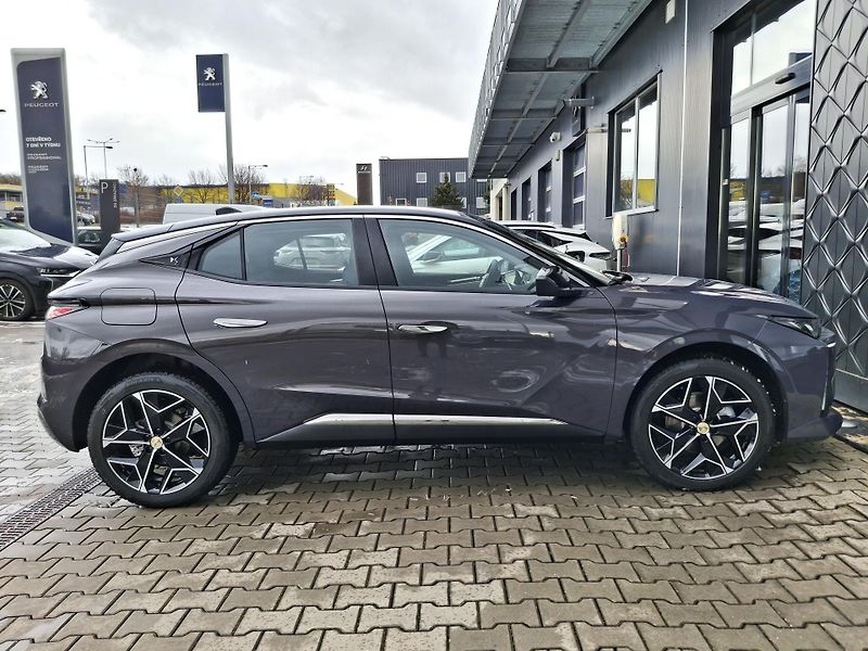 DS Automobiles DS N°4 (2026) N°4 JULES VERNE HYBRID 145 - fotka 27 z 27