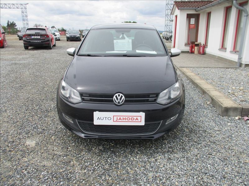 Volkswagen Polo 1,4 i 16v,klima,xenon,rozvody, - fotka 2 z 22