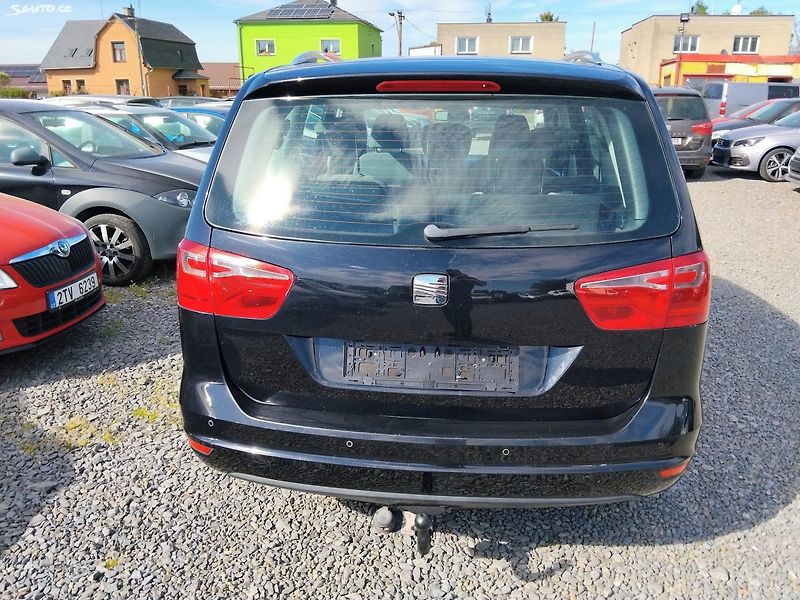 Seat Alhambra (2011) - fotka 10 z 28