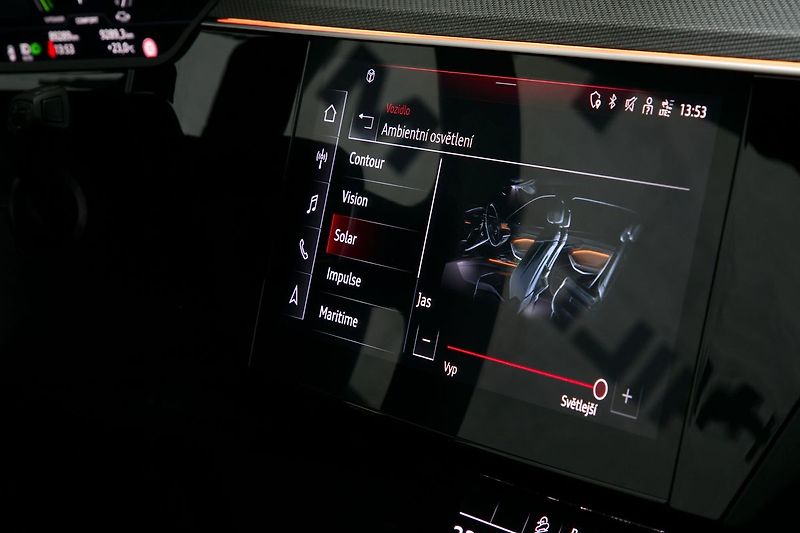 Audi e-tron 55 300kW S-line BlackEdi NV TZ - fotka 37 z 44