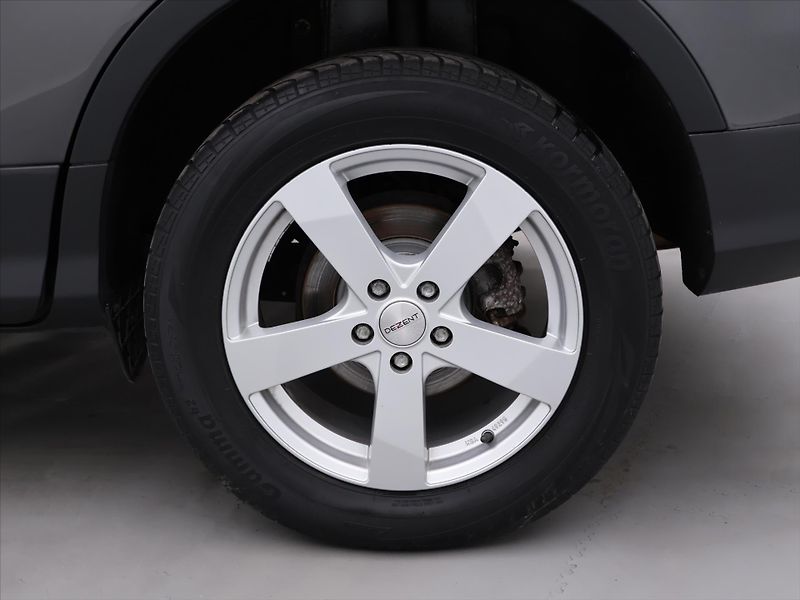 Ford Kuga 1,5 EcoBoost Titanium - fotka 32 z 39